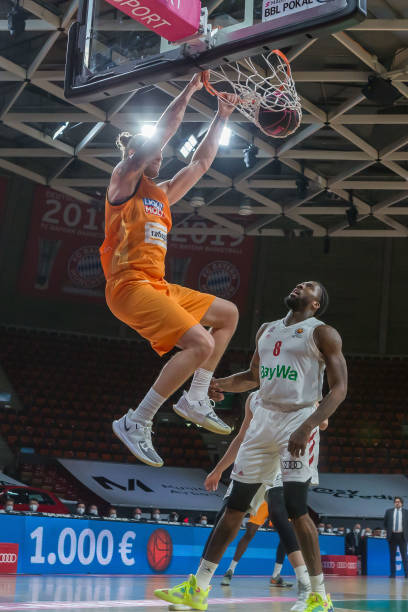 对球迷与俱 对球迷与俱