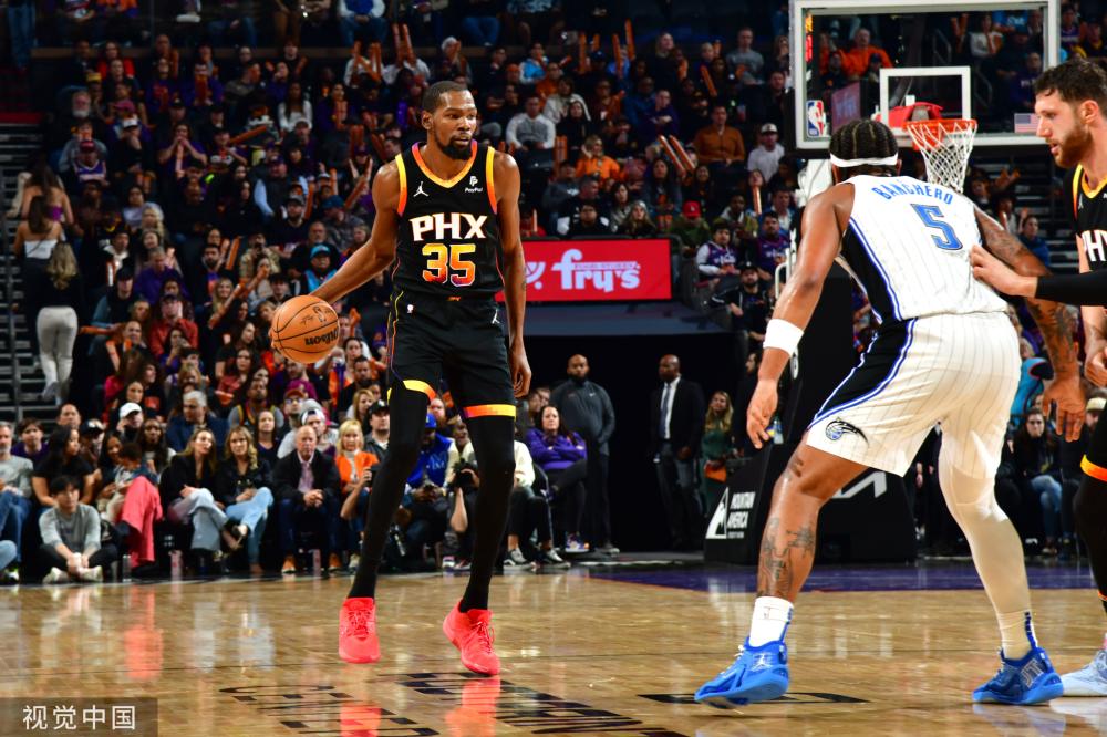 观众对比赛 观众对比赛