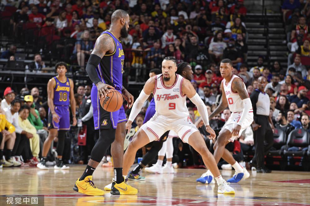 国足球的高 国足球的高